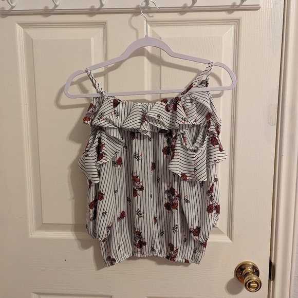 3/$15🧡 Wishful Park Girl's Top - Picture 9 of 11